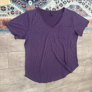 Allegrace 2X Plus Women’s Purple V Neck Top Pocket Front SOFT